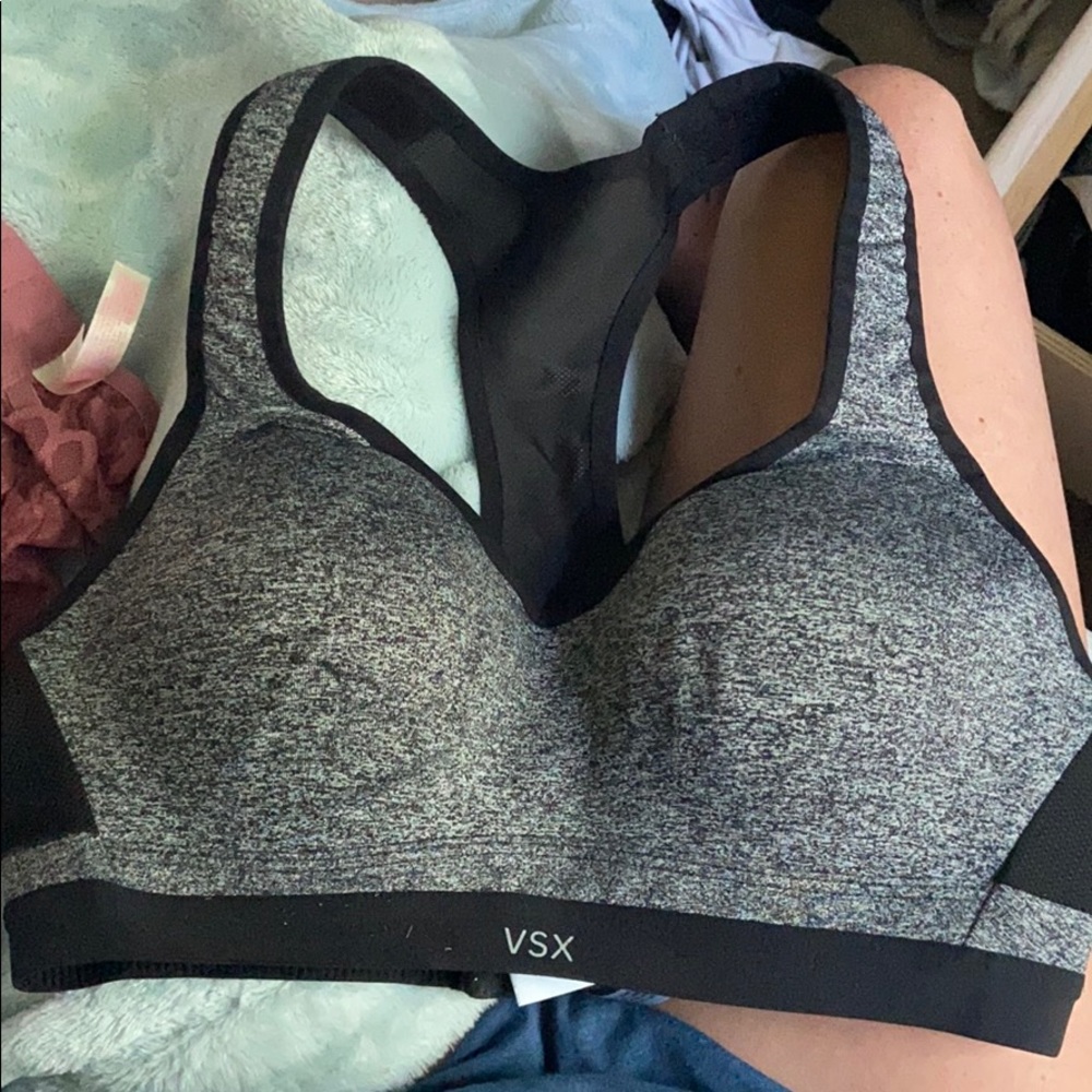 VSX sports bra